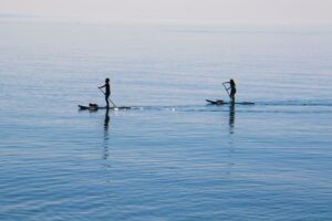 Hårde paddleboards vs. oppustelige paddleboards